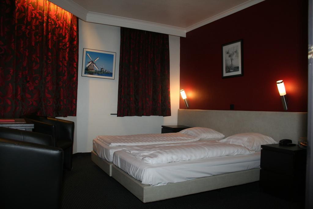 Hotel Admiraal Lanaken Dış mekan fotoğraf